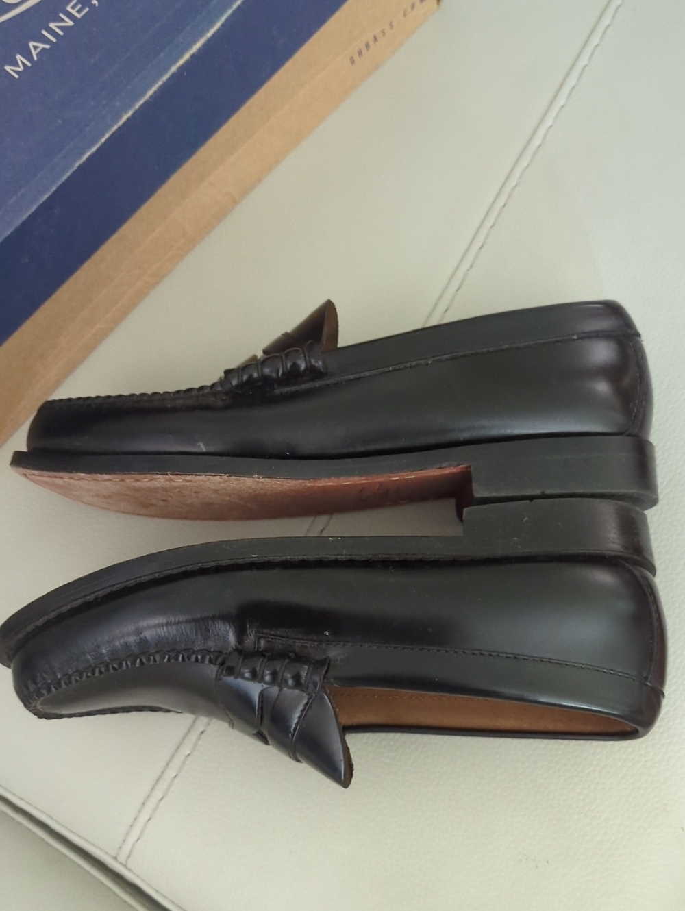 G.H. Bass & Co. Men’s Black Leather Penny Loafers - Picture 12 of 15